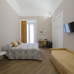Galleria Principe Di Bed & Breakfast